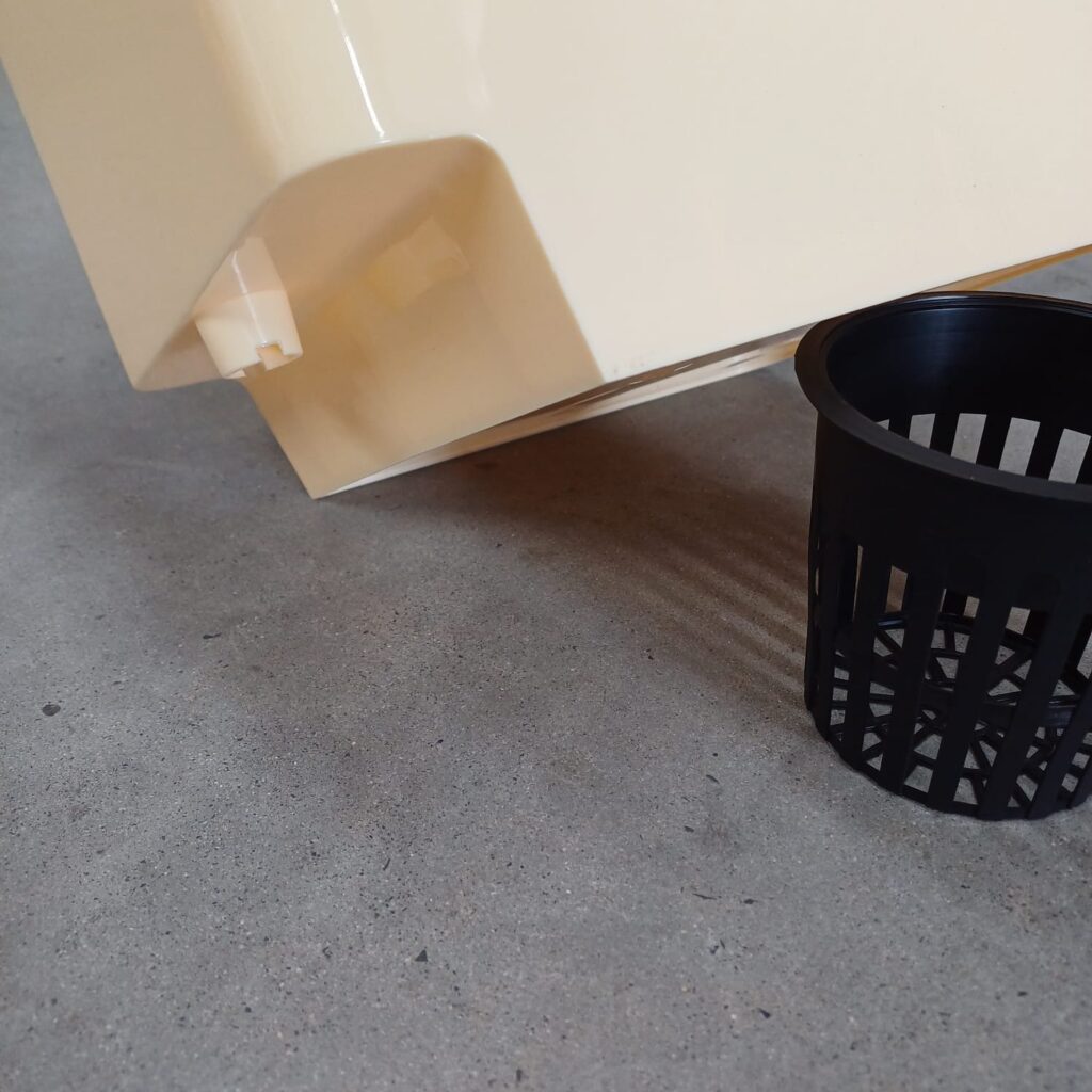 Bato Dutch Bucket 11L DIY Hydro Component Online Hydroponics Shop